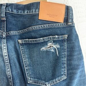 Moussy Vintage Prichard Distressed Jeans sz 31